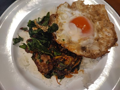 อาหาร หรือ เครื่องดื่ม