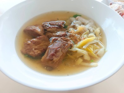 เกาเหลาซี่โครงหมูตุ๋น