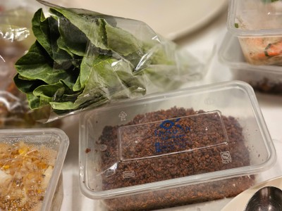 หมูกุเลาคุณย่า