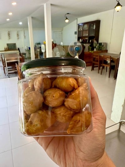 ขนมปั้นขลิบไส้ปลา