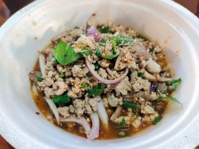 เมนูของร้าน ส้มตำแซ่บนัว ( ตลาดสุวรรณเกลียวทอง )