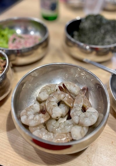 🍤 กุ้งขาวแกะ.