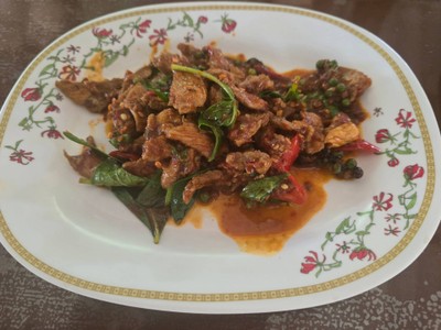 เก้งผัดเผ็ด