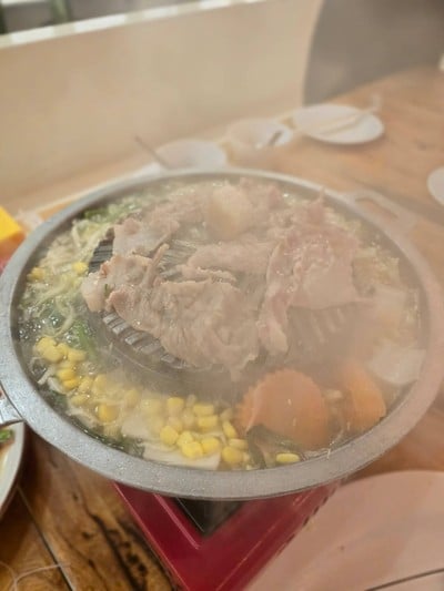 อาหาร หรือ เครื่องดื่ม
