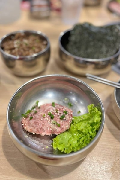 🍔 แฮมเบิร์ก.