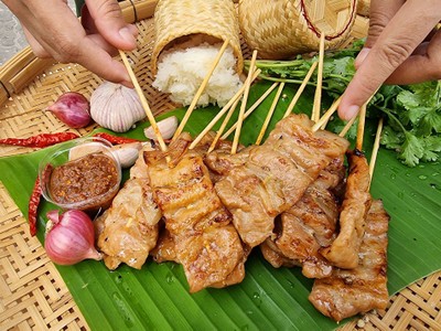 อาหาร หรือ เครื่องดื่ม