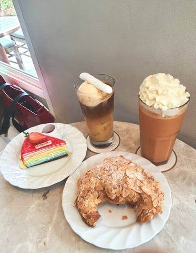 La Baguette The French  Bakery Cafe Naklua, Pattaya