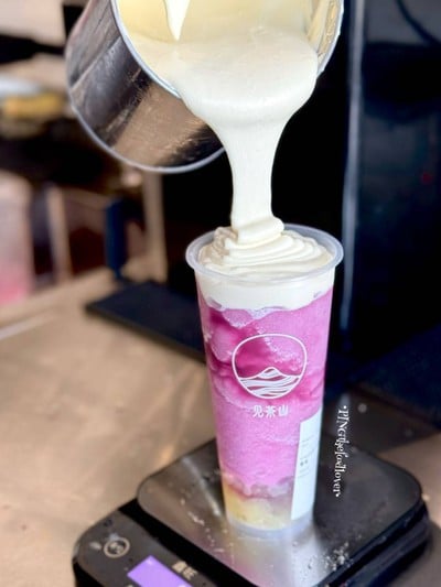 อาหาร หรือ เครื่องดื่ม