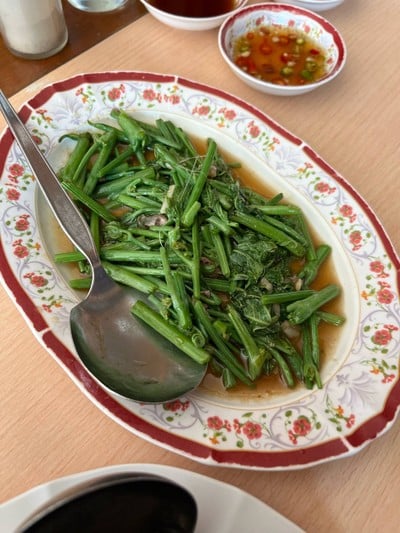 ยอดมะระผัดน้ำมันหอย