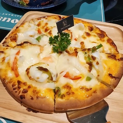 พิซซ่าซีฟู้ด