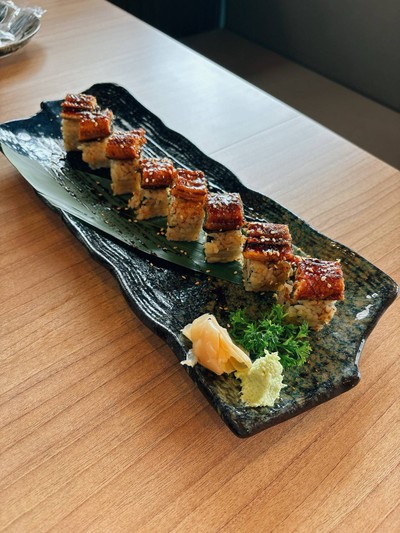unagi roll