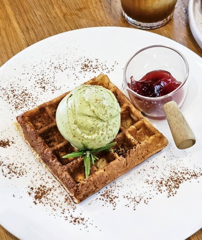 Mixed Berry Sauce Waffle with Icecream