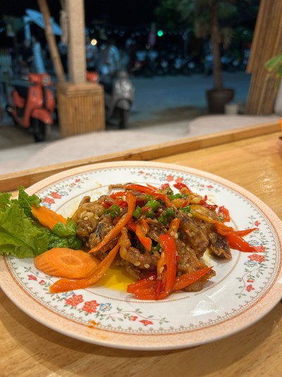 ปูนิ่มคั่วพริกเกลือ