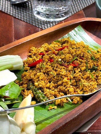 เมนูของร้าน Three Monkeys Restaurant วิชิต