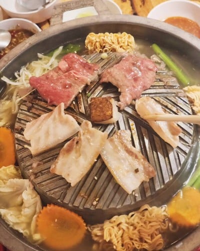 อาหาร หรือ เครื่องดื่ม