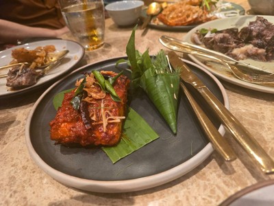 ปลาย่างเครื่องแกง