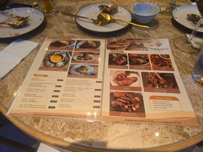 ป้ายราคาหรือสมุดเมนู