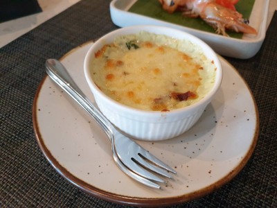 ผักโขมอบชีส