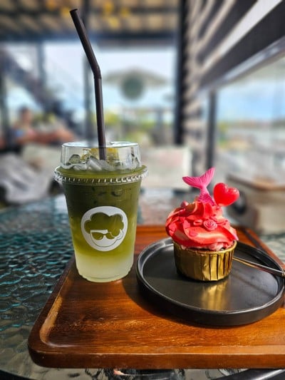 อะคัพ ออฟ แอพโฟร คาเฟ่