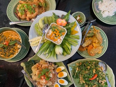 ครัวอาจารย์สายหยุด & หมอทราย