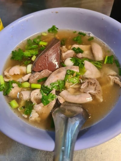 เกาเหลาเครื่องในหมู