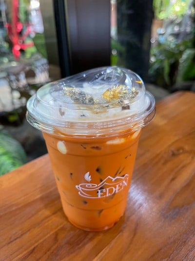 เมนูของร้าน Eden Cafe