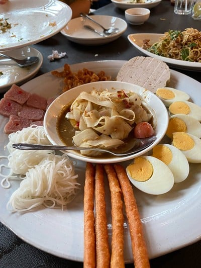 ร้านอาหาร กาเฟเวียด Cà Phê Việt