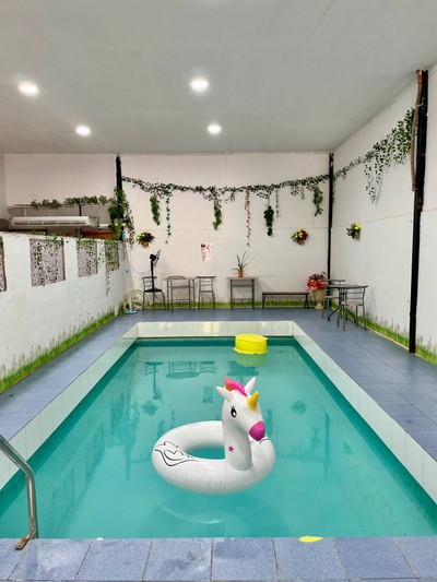 สระว่ายน้ำ/ชายหาด