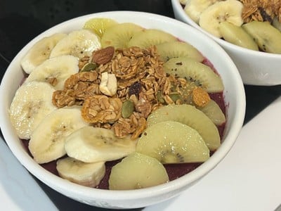 Dragon Fruit Smoothie Bowl 