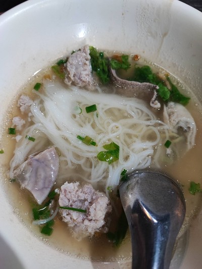 เส้นเล็กน้ำ