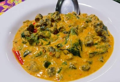 แกงคั่วหอยขม