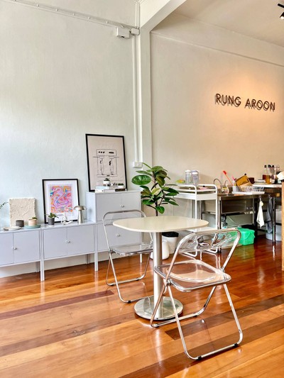 🌅 บรรยากาศร้าน.