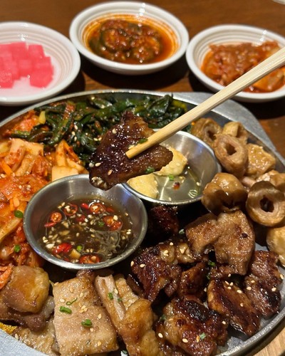 สุกี้เจได “สุกี้โบราณ หอมกระทะ ไม่อร่อยให้เตะ” BTS สนามเป้า bao bao Bar ชั้น 3