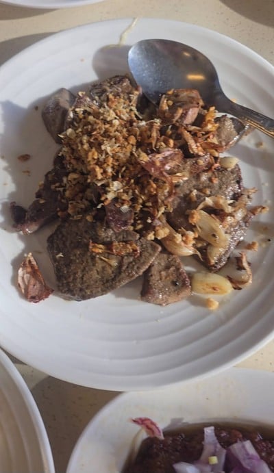 อาหาร หรือ เครื่องดื่ม