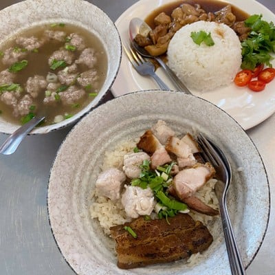 ก๋วยจั๊บหมูกรอบ หลีเจ็กตง ซอยเฉลิมพระเกียรติ 35