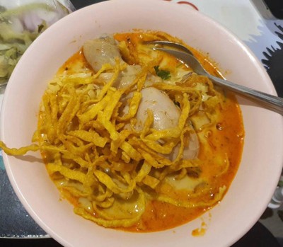 ข้าวซอยไก่