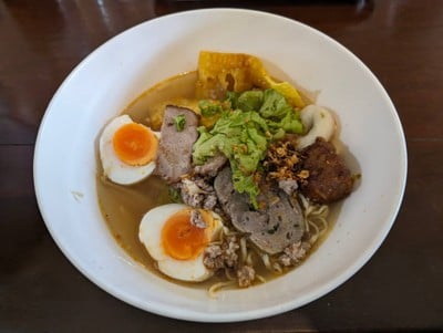 เพิ่มผล(๒๕๐๖)เส้นบะหมี่ไข่ทำเอง – ศรีสะเกษ