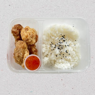 อาหาร หรือ เครื่องดื่ม