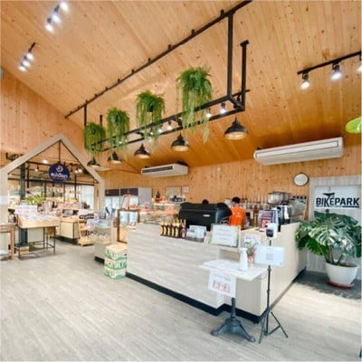 แม่เอียดปลาส้มแปดริ้ว