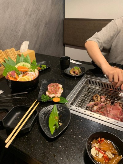 ซาชิมิ 8 อย่าง