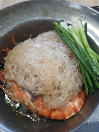 กุ้งอบวุ้นเส้น ( 290 บาท )+เพิ่มวุ้นเส้น 20 บาท