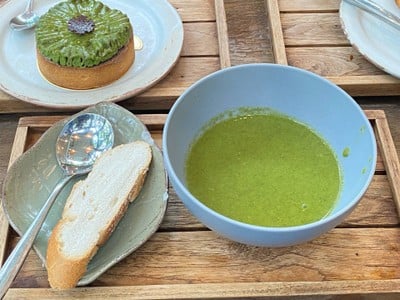 เมนูของร้าน มีวนา คอฟฟี่ แฟล็กชิพสโตร์ ศรีนครินทร์