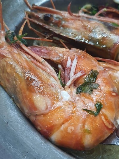 กุ้งอบวุ้นเส้น ( 290 บาท )+เพิ่มวุ้นเส้น 20 บาท