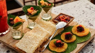 ห้องทานข้าวสุพรรณิการ์ ท่าเตียน ท่าเตียน