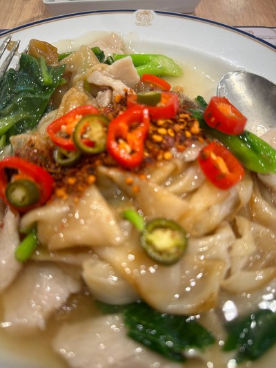 ราดหน้าหมู