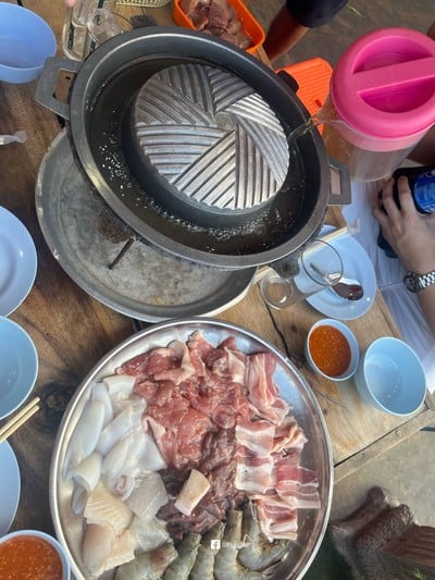 หมูกระทะชุดใหญ่