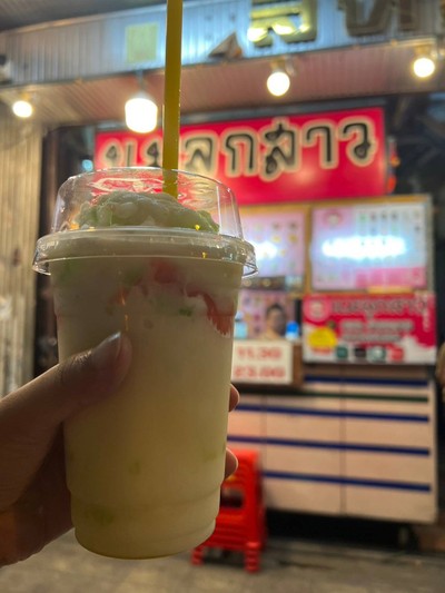 ยาคูลท์+ปีโป้ปั่น