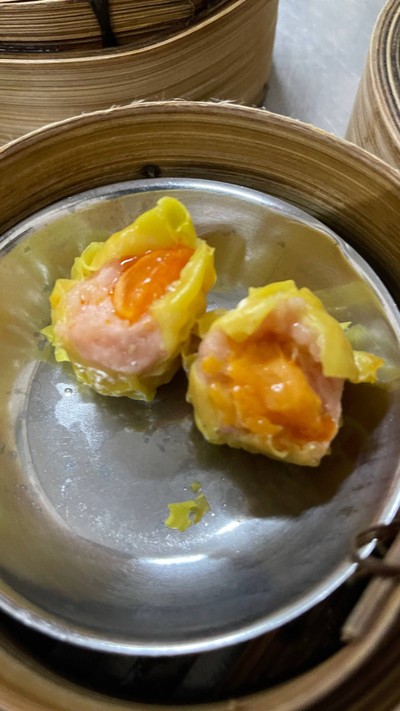 ขนมจีบไข่แดง