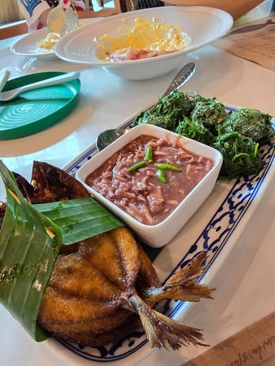 ปลาทูแดดเดียว + น้ำพริกมะม่วง