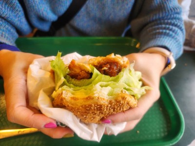 อาหาร หรือ เครื่องดื่ม